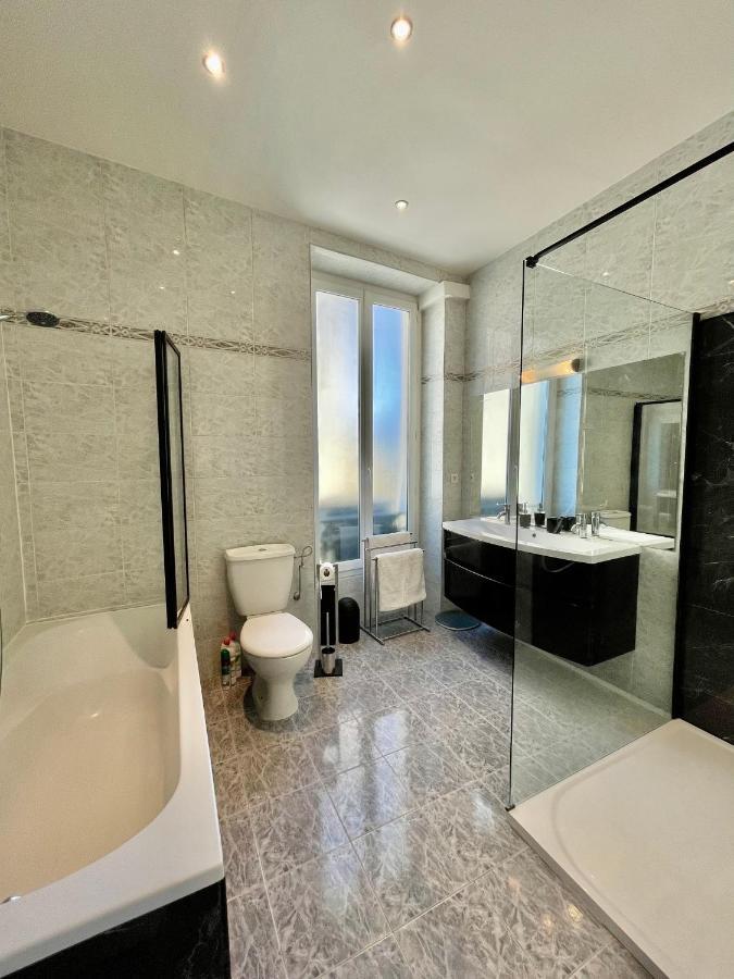Spacious 3 Bedroom Flat Nice Center - Magnificent View-Parking Dış mekan fotoğraf